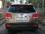 Kia Sorento-2