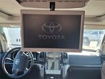 Toyota Land Cruiser-10