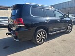 Toyota Land Cruiser-7