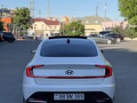 Hyundai Sonata-8