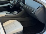 Hyundai Sonata-16
