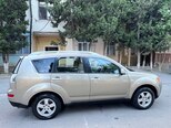 Mitsubishi Outlander-9
