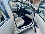 Mitsubishi Outlander-16