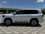 Toyota Land Cruiser-7