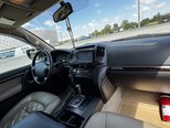 Toyota Land Cruiser-13