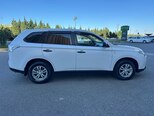 Mitsubishi Outlander-7