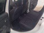 Renault Logan-11