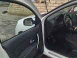 Renault Logan-8