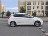 Hyundai Accent-5