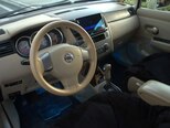 Nissan Tiida-10
