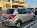 Nissan Tiida-5
