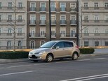 Nissan Tiida-12