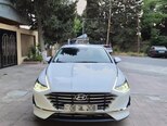 Hyundai Sonata-1