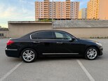 Hyundai Genesis-4