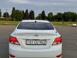 Hyundai Accent-7
