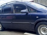 Opel Zafira-4