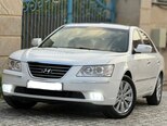 Hyundai Sonata-12
