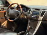 Hyundai Sonata-18