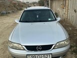 Opel Vectra-8