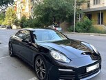 Porsche Panamera 4-2