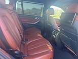 BMW X7-9