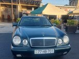 Mercedes E 200-2