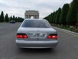 Mercedes E 270-18