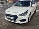 Hyundai Accent-2