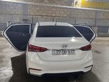 Hyundai Accent-6