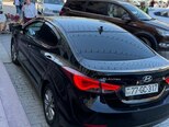 Hyundai Avante-9