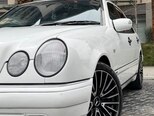 Mercedes 200-6