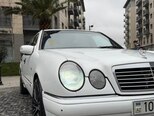 Mercedes 200-3
