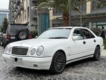 Mercedes 200-4
