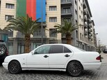 Mercedes 200-7