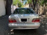 Mercedes E 240-3