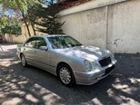 Mercedes E 240-6