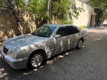 Mercedes E 240-7