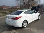 Hyundai Elantra-6