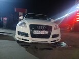 Audi Q7-1