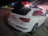 Audi Q7-4