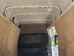 Ford Transit-15