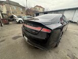 Lincoln MKZ-4