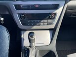 Hyundai Sonata-12