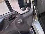 Ford Transit-5
