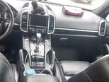 Porsche Cayenne-7