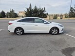 Hyundai Sonata-19