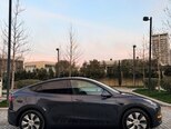 Tesla Model Y-8