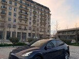 Tesla Model Y-9
