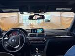 BMW 330e-7