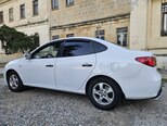Hyundai Elantra-8